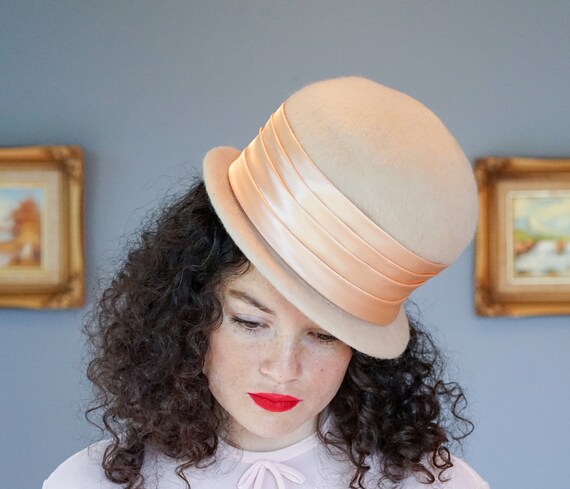 Vintage Wool Felt Bucket Hat, Cloche Hat, 1960s H… - image 4