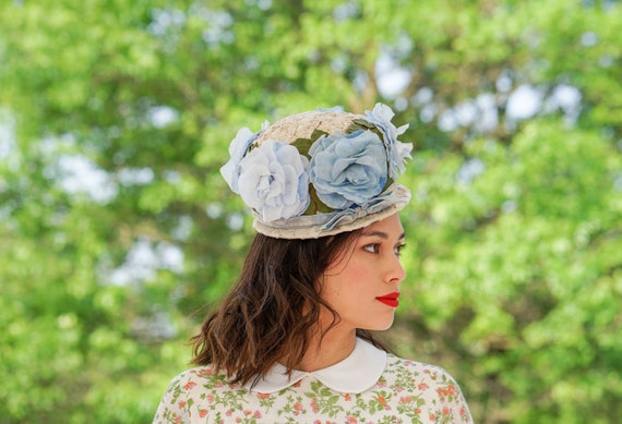 Vintage 1940s-1950s Pillbox Hat -Gold Woven Straw Flowers & Leaves Vintage 50s Straw Pillbox Hat: Peach Flowers & Veil, Mid  main image 3