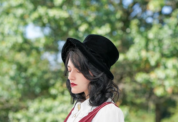 Vintage Black Velvet Bucket Hat, Brimmed Hat, Vintage Women  display picture 2