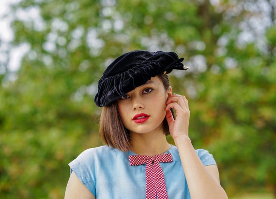 Vintage Velvet Cartwheel Hat, Tilt Hat, Saucer Hat