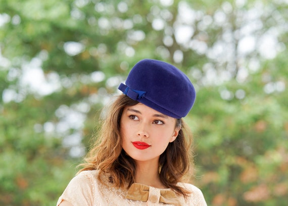 VTG Amrose Beige Gray Fur Pillbox Cloch Hat with Bow 1950\'s 1960\'s One Size Vintage Gray Mink Fur Pillbox Hat - Amrose New York - Size  main image 3