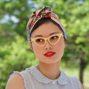 Vintage-Brille aus den 1960er Jahren, Cateye-Stil, Rockabilly-Brille von Victory Optical, Marmor-Gelbton, Neuware aus altem Lagerbestand Bild 2