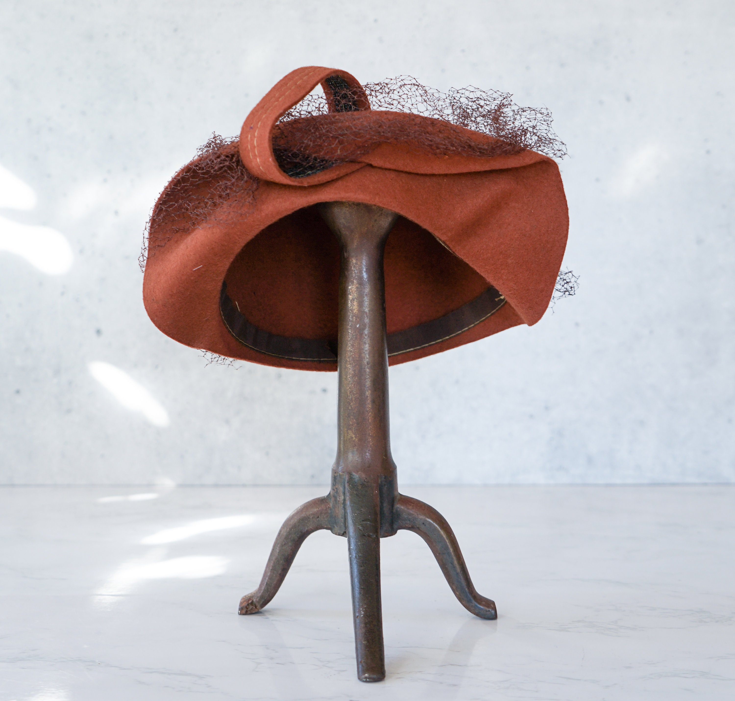 Vtg Antique 40\'s 50\'s Ladies Wide Brim Brown Hat with Orange missing 1Rhinestone Vintage Wool Felt Sequin Tilt Hat, Cartwheel Hat, 1950s-60s  main image 3