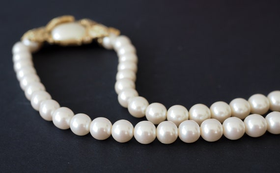 Vintage Richelieu Faux Pearl Rhinestones Necklace… - image 7