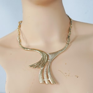 Vintage Gold Modernist Collar Necklace/ 1950s-60s Necklace/ Vintage Bib Choker/ Retro MCM Jewelry/ Hollywood Regency Jewelry/ Mob Wife Core
