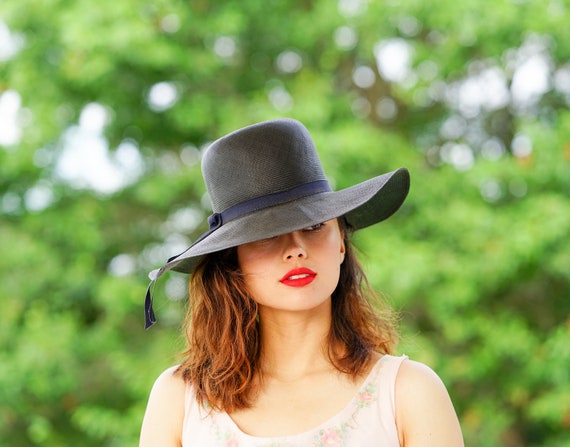 Vintage Straw Boater Hat, Wide Brim Hat, 1960s Ha… - image 1