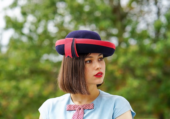 Vintage Wool Felt Breton Hat, Women Bowler Hat, Vi