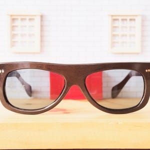 Vintage Sunglasses 1960&#39;s Mod Pop Art Mod Made In USA By Wilson Rare Shape And Color Chocolate Toned New Old Stock