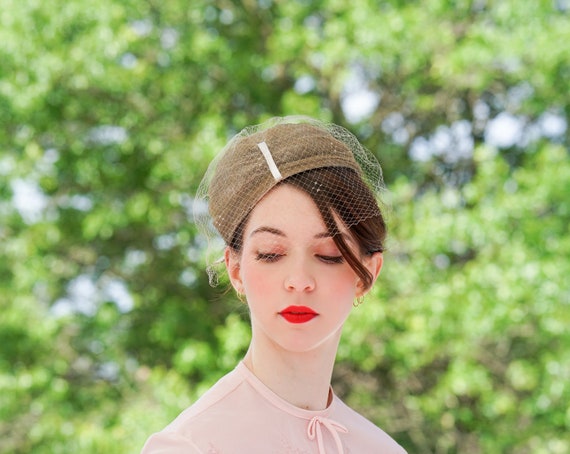 Vintage Tulle Pillbox Hat‎ Vintage Tulle Pillbox Hat, Vintage Hat, 1950s-60s Hat  main image 2