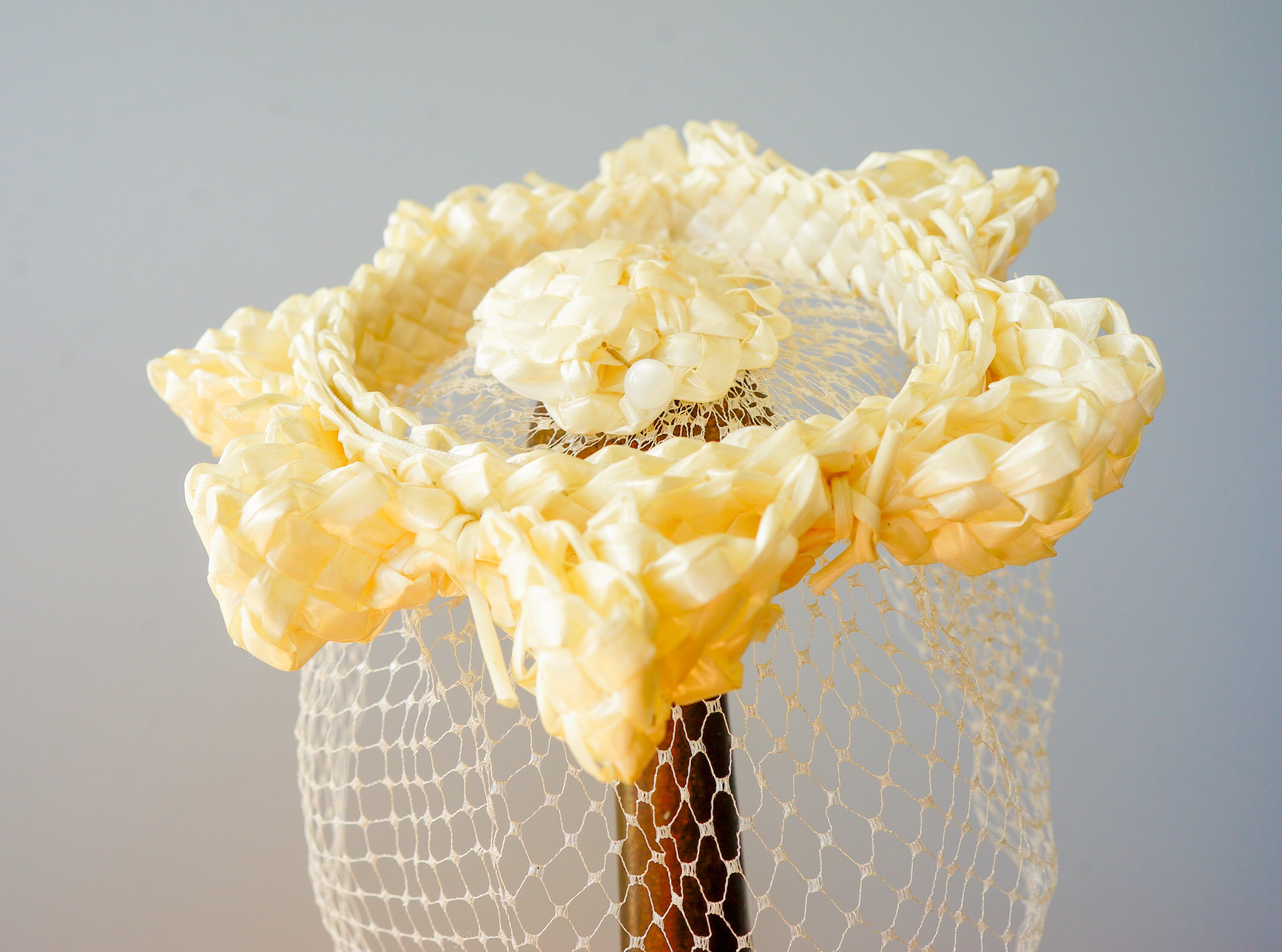 Vintage Bow Headband Veil Hat, Whimsy Hat, Vintage Hat  display picture 1