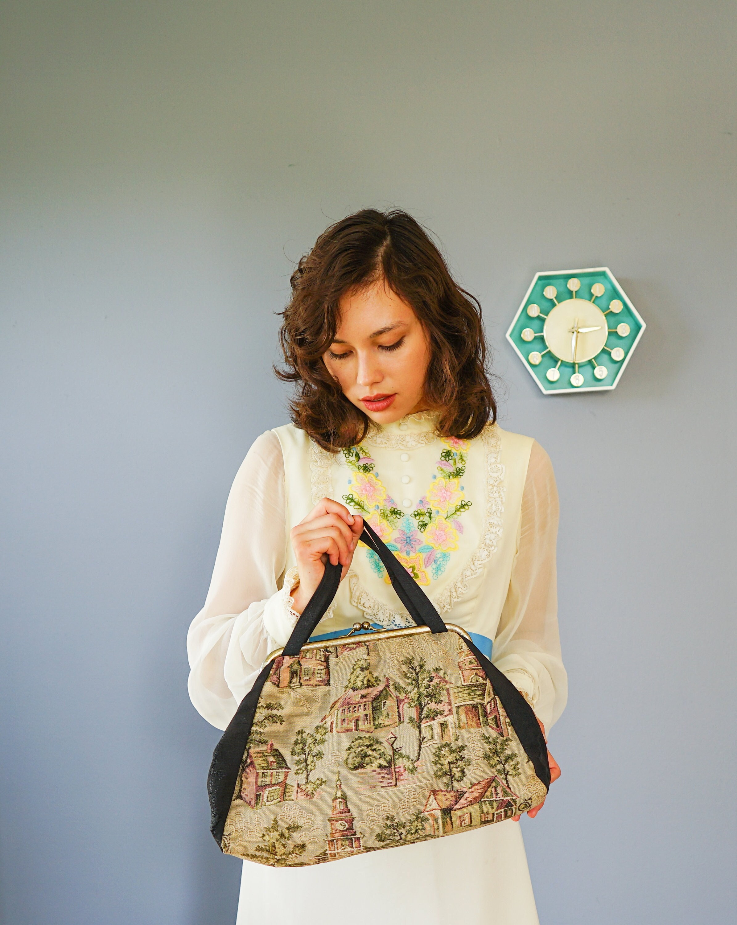 vintage tapestry purse