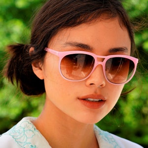 Vintage Pink Sunglasses 1980&#39;s New old Stock/Vintage/80&#39;s Light brown tint lens made In Taiwan great Shape Cheap
