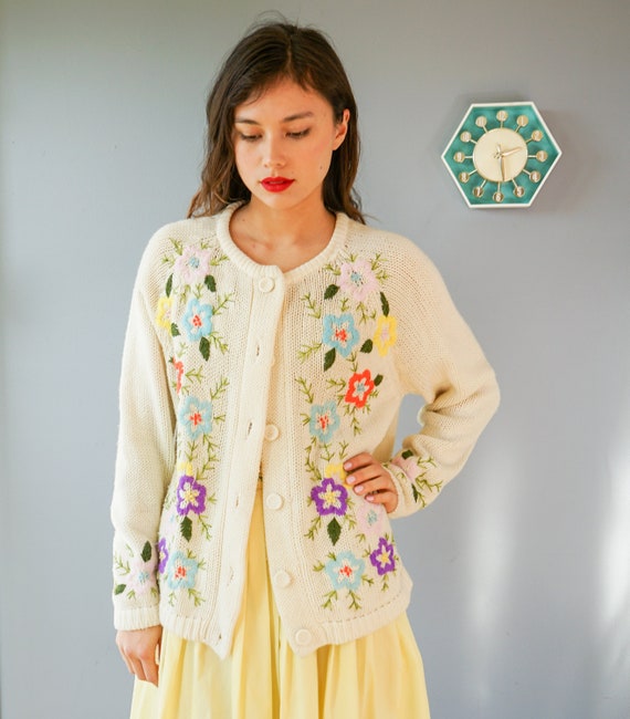 Vintage 1950s Embroidery Cardigan Size L, Women S… - image 1