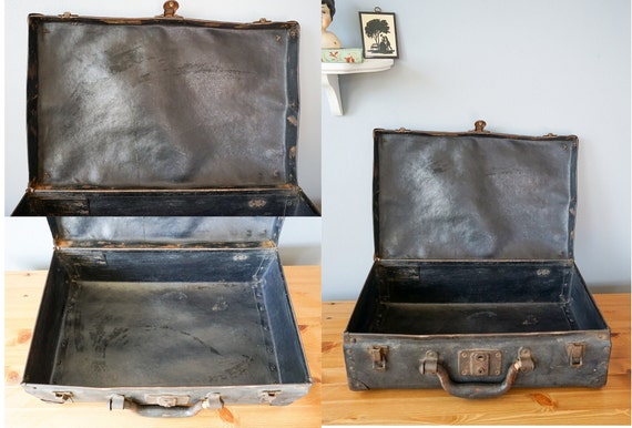 Antique Vintage Metal Suitcase/ Vintage Train Tru… - image 10