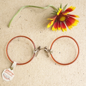 Vintage Antique Pince Nez New Old Stock 1900s Gold filled by Shuron Rare color Gold filled Amazing red toned  147n