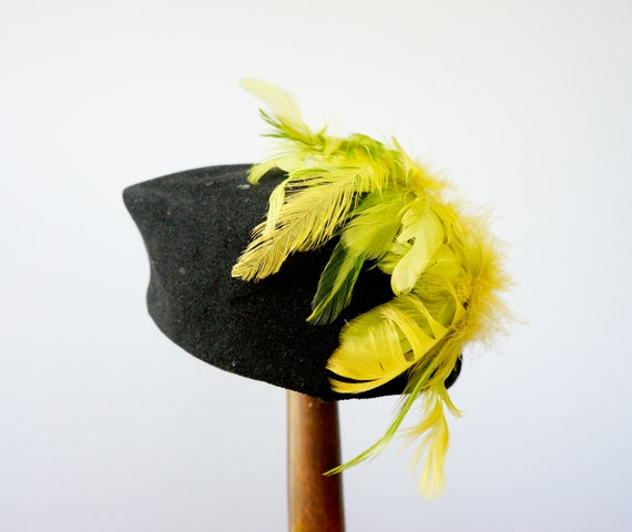 Vintage Toy Tilt Hat with Feather, 1940s Hat, Vin… - image 5