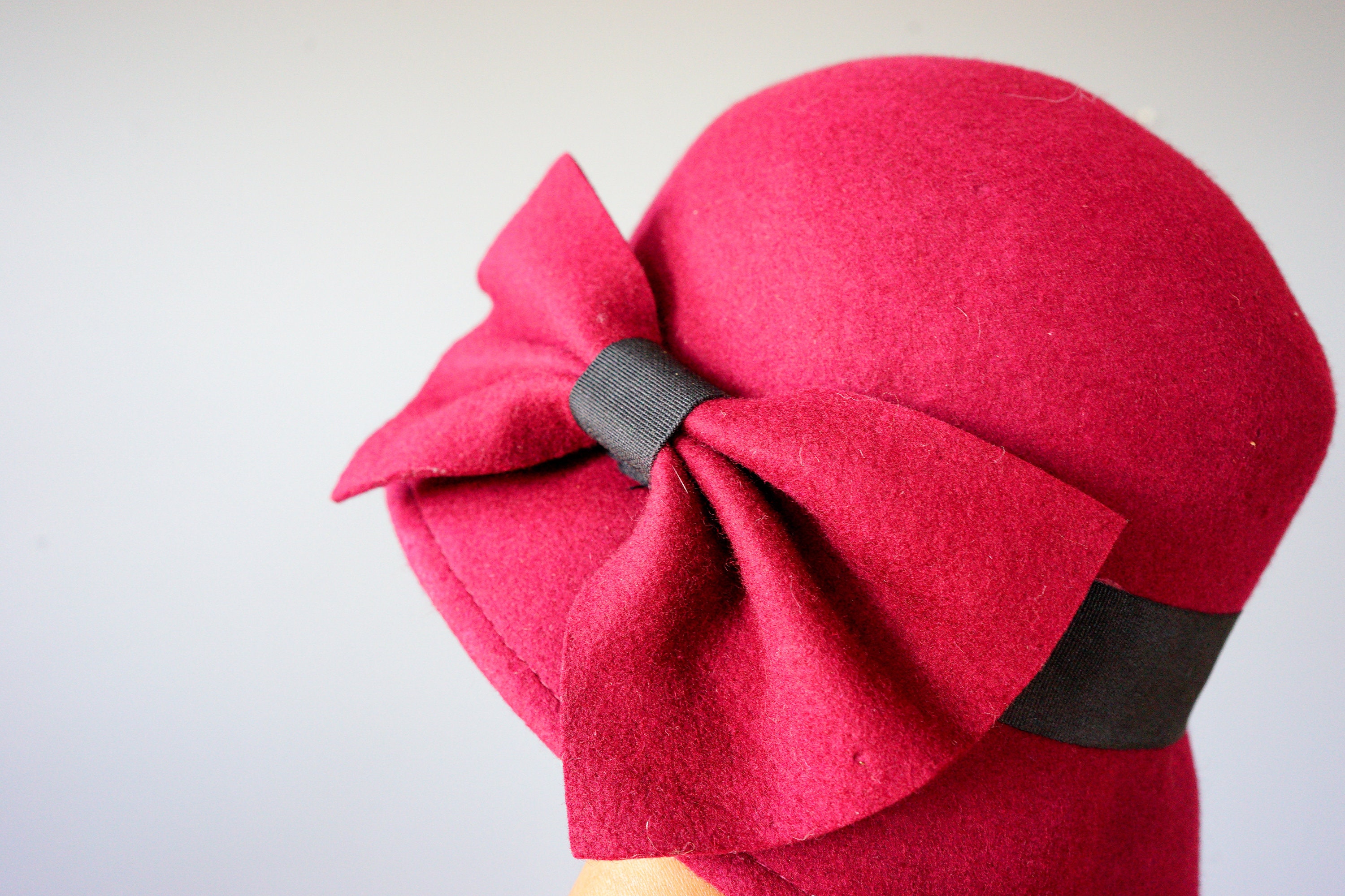 Vintage Felted Wool Bucket Hat, Cloche Hat, 1990s Hat  display picture 1