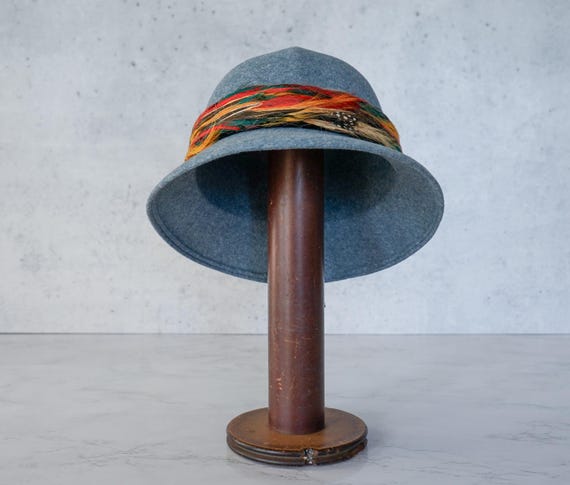 Vintage Feather Wool Felt Bucket Hat, 1960s-70s H… - image 4