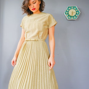 Vintage 1950s Gold Lame Dress Size S, New Look Dress, Vintage Dress, Shirtwaist Dress, 1950s Dress, Vintage Clothing, Retro Clothing