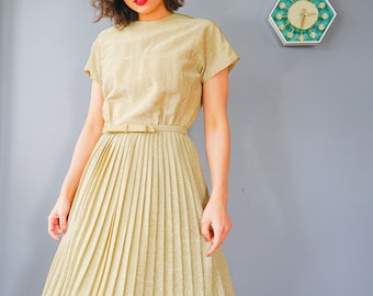 Vintage-Kleid aus den 1950er-Jahren, goldfarbenes Lamé, Größe S, New Look Kleid, Vintage-Kleid, Hemdblusenkleid, 1950er-Jahre-Kleidung, Vintage-Kleidung, Retro-Kleidung