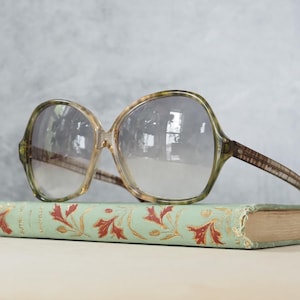 70s Grandma Sunglasses - Etsy display picture 2