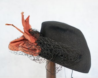 Vintage Bow Wool Felt Pillbox Hat New York Creation, Off-the  display picture 2