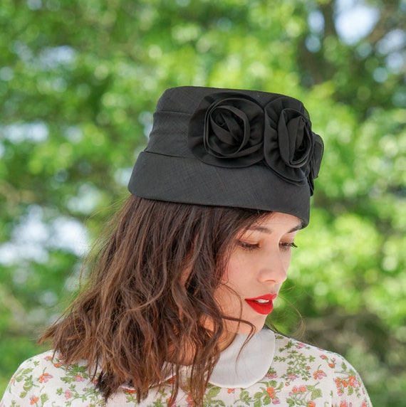 Vintage Floral Rosette Cloche hat, Vintage Hat, 1… - image 3