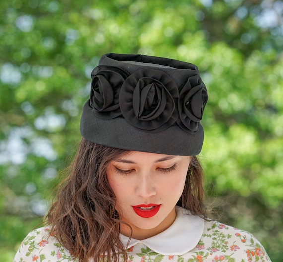 Vintage Floral Rosette Cloche hat, Vintage Hat, 1… - image 4