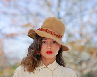 Vintage Wool Felt Wide Brim Hat, Fedora Hat, 1960s Hat, Vintage Hat, Church Hat, Vintage Woman Hat, Fall Winter Hat, Vintage Mod Hat