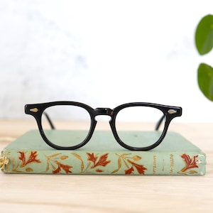 Vintage Eyeglasses 1960&#39;s eyeglass New Old Stock Rare  tone/ G-men Eyeglasses ebony tone