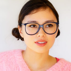 Vintage Eyeglasses 1980s/Glasses/New Old Stock/hipster/disco/frames/Dark Blue By LIz Claiborne Made In Hong Kong 56-16