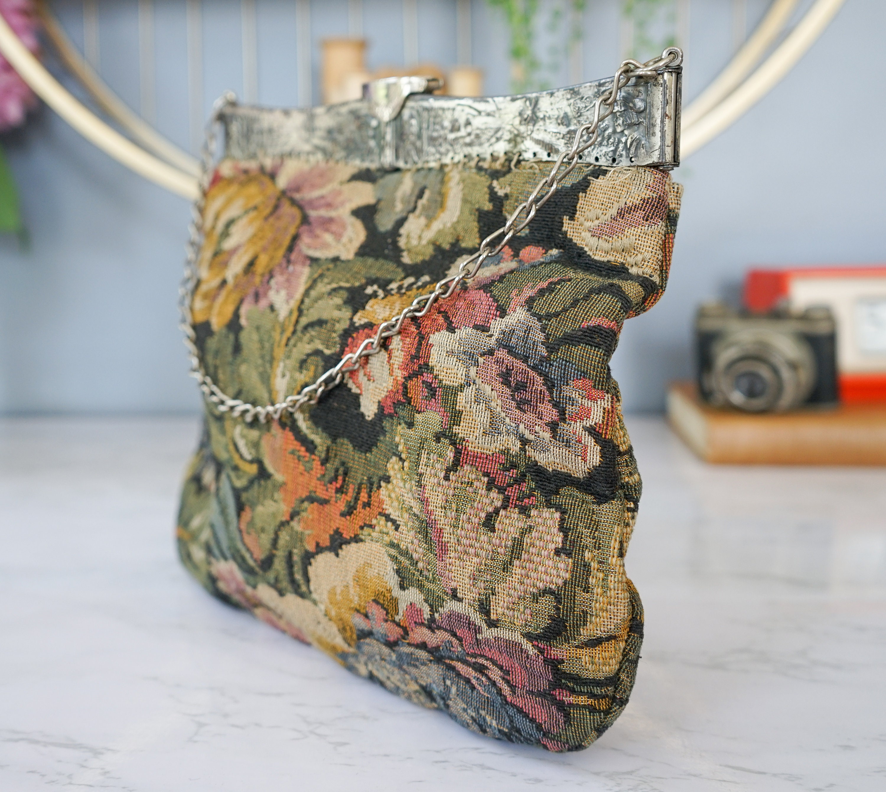 Vintage Floral Tapestry Ornate Frame Bag Jemco/ Vintage Vintage Floral Tapestry Ornate Frame Bag Jemco/ Vintage
