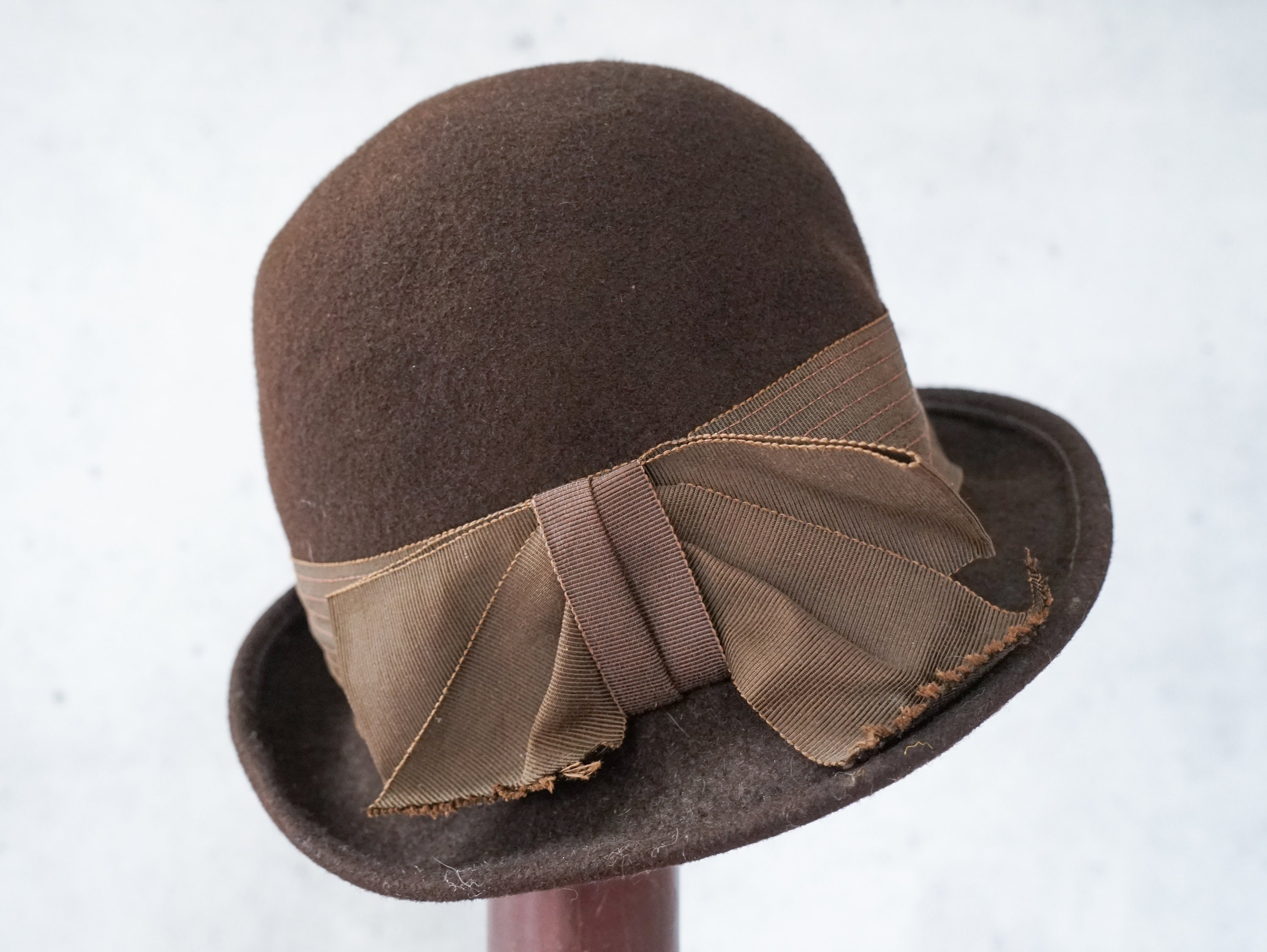 Vintage Women Bowler Hat, 1950s-1960s Hat, Fedora Hat  display picture 1