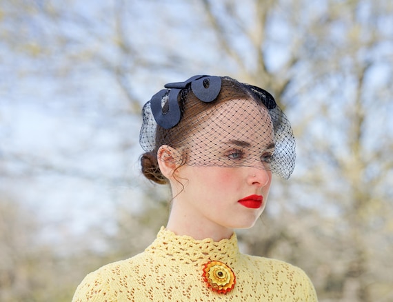 Vintage Bow Whimsy Hat, Vintage Veil, Birdcage Hat, Vintage Women Hat, 1950s Hat, Wedding Hair Accessory, MCM Retro Hat, Coquette Bow Hat