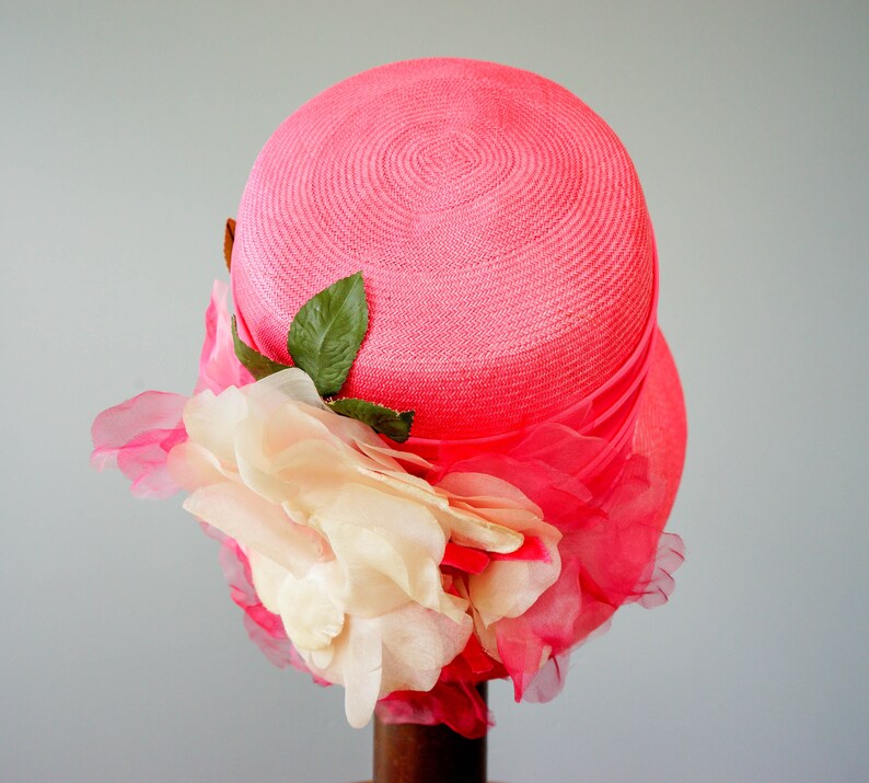 Vintage Hat 1950s 60s Hat Church Hat Kentucky Derby Hat Wedding Hat Vintage Straw Cloche Hat with Flower Bucket Hat Vintage Millinery