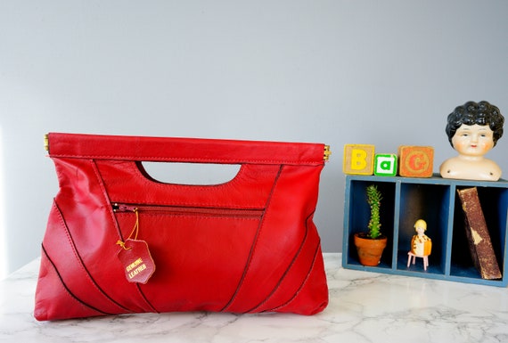 Vintage Red Leather Clutch/ 1970s-1980s Purse/ Vi… - image 5