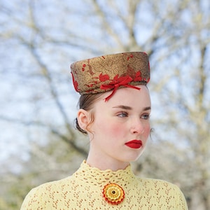 Vintage Damask Beaded Pillbox Hat, Vintage Hat, 1950s-60s Hat, Vintage Women Hat, Jackie O Hat, Retro Glam Hat, Royal Hat, Wedding Ascot Hat