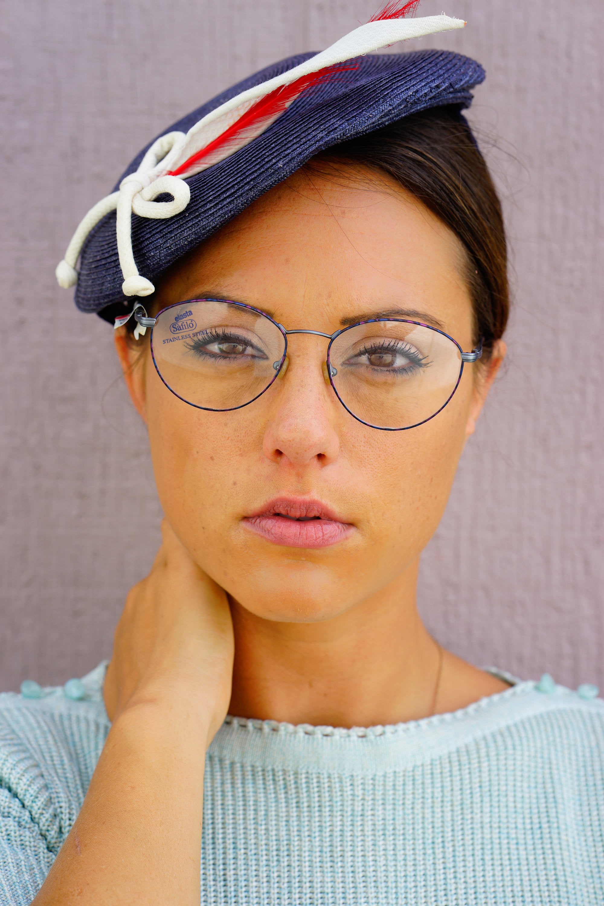 oval shaped eyeglasses