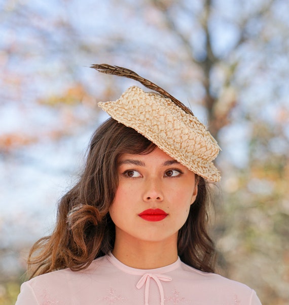 Vintage Straw Boater Feather Hat, Sailor Hat, 195… - image 2