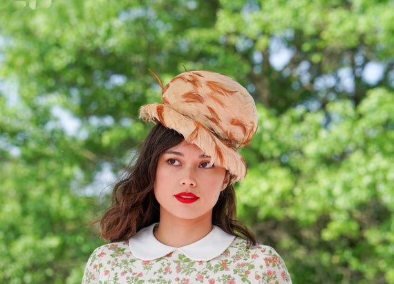 Buy Vintage Feather Bucket Hat, Cloche Hat, Vintage Hat  display picture 2