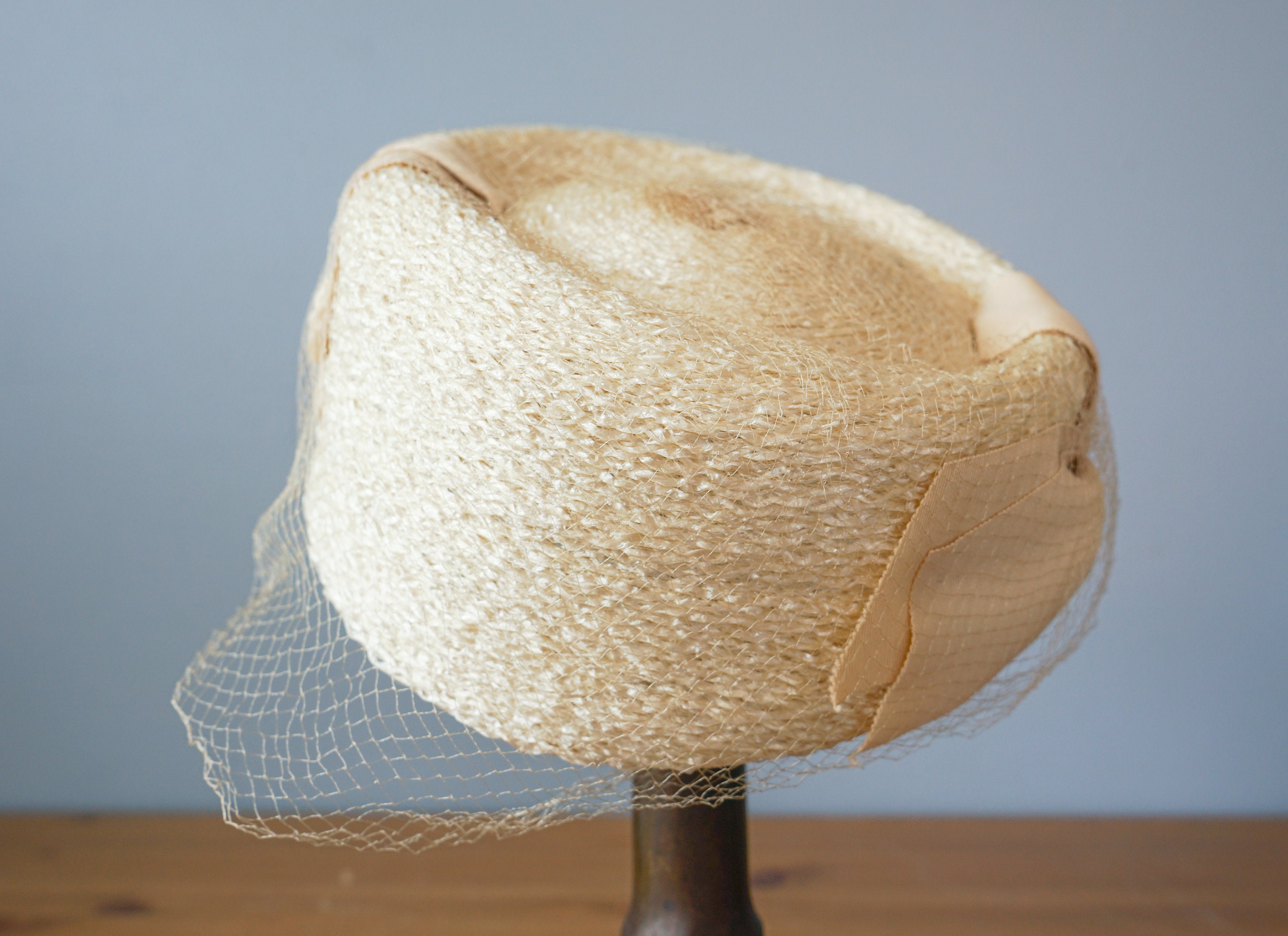 Vintage Straw Pillbox Hat With Veil, 1950s-60s Hat, Vintage  display picture 1