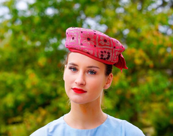 Vintage Brocade Pillbox Hat, Toque Hat, Vintage Hat, 1950s-1960s Hat, Vintage Millinery, Pillbox Hat, Church Hat, Tea Party Hat, Women's Hat