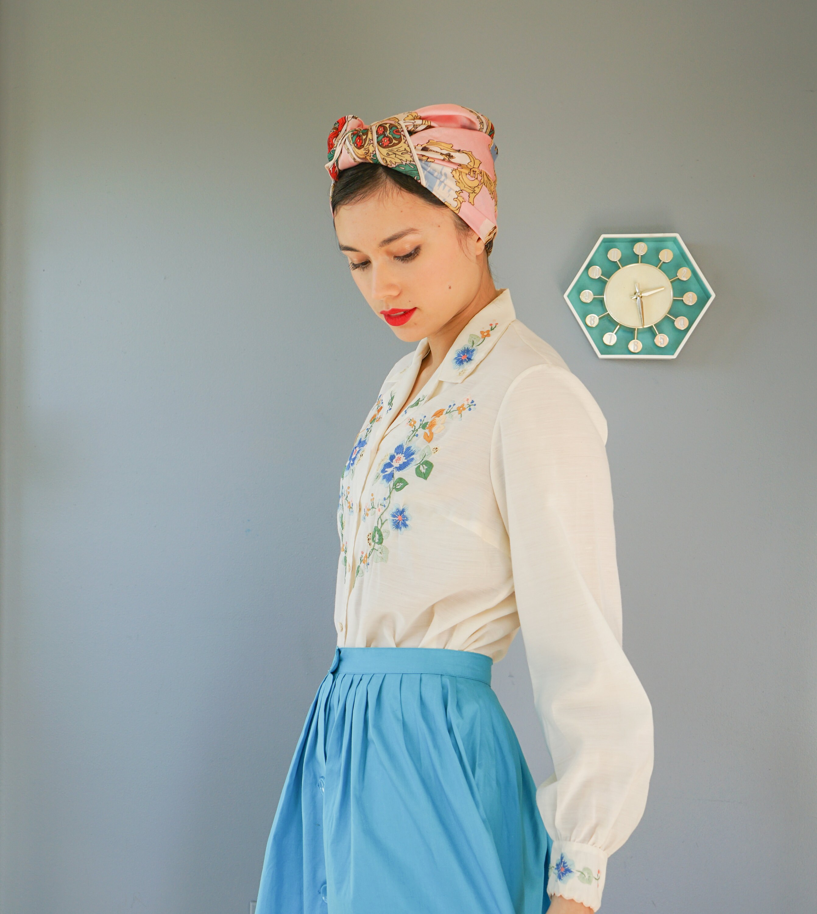 もも【vintage】刺繍　ブラウス 1950年代のヴィンテージ刺繍ブラウス（サイズM）、ヴィンテージ