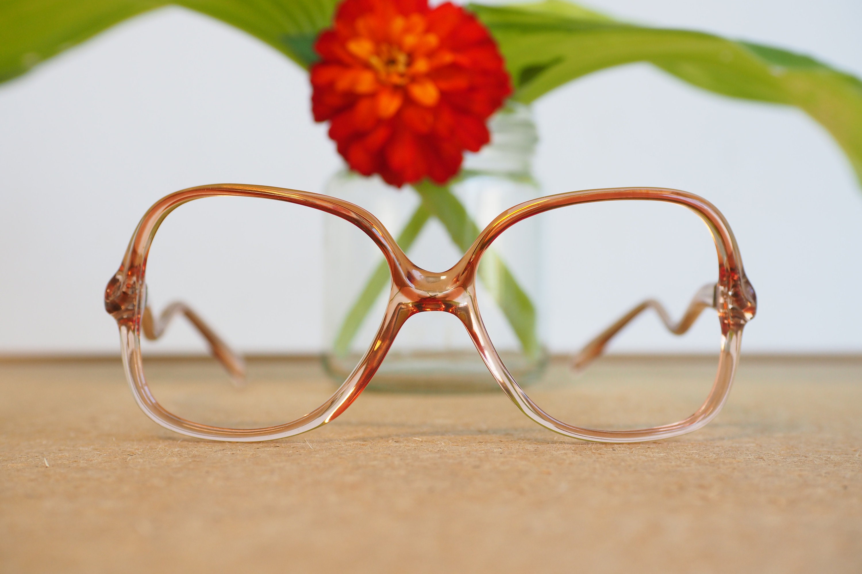 Vintage Women\'s Givenchy Oversize Clear Plastic Round Eyeglass Frames 135mm Vintage GIVENCHY Turquoise Swoop Butterfly Oversize BIG EYE  main image 4