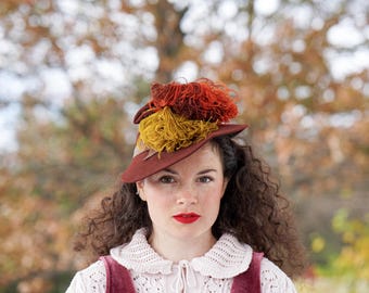 Vintage 1940s Wool Feather Tilt Fascinator Hat, Tilt Topper  display picture 2