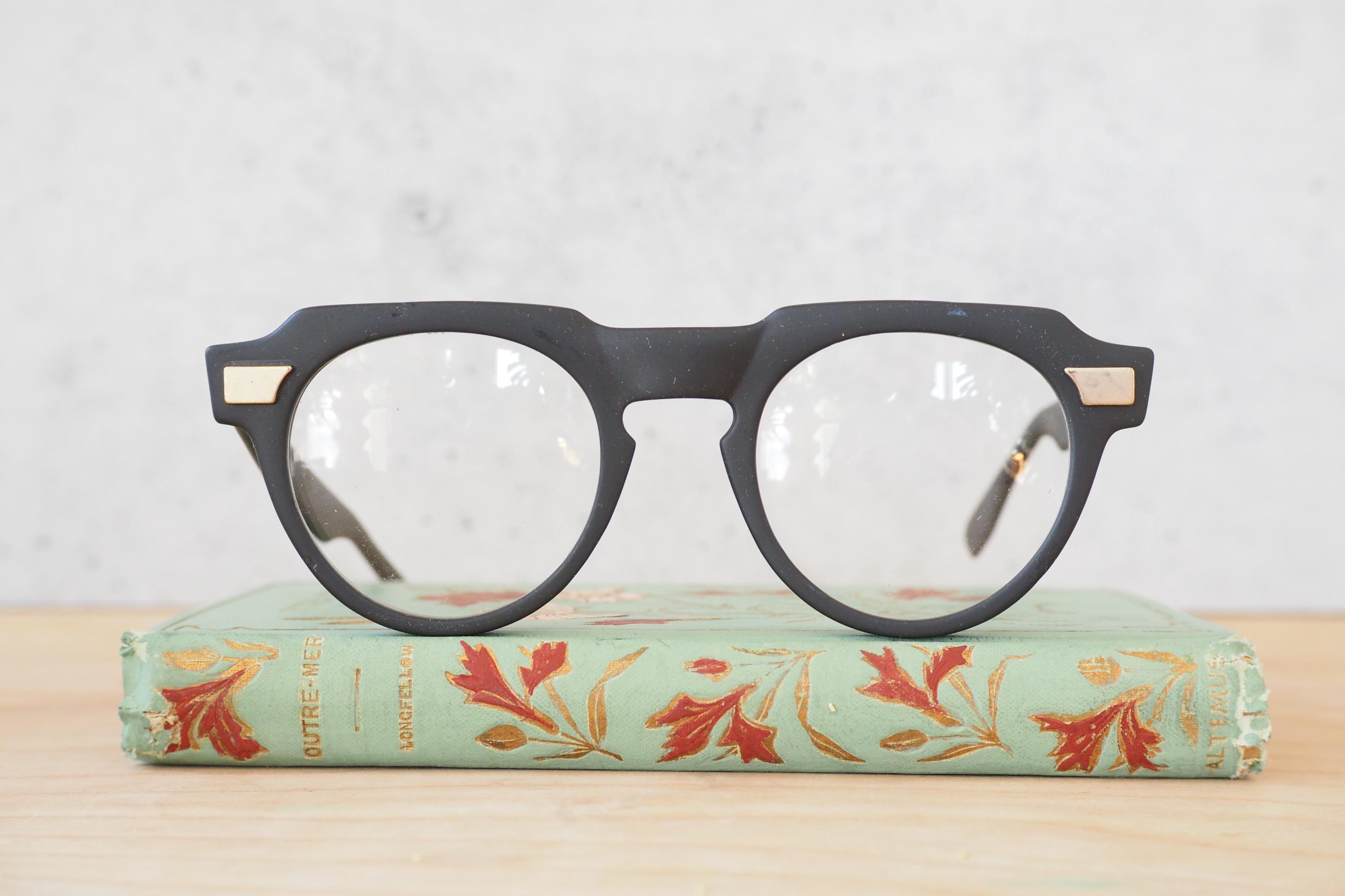 Anciennes Lunettes De Soleil à Clipser Sur Des Lunettes De Vue - Vintage - État D'origine - Occasion