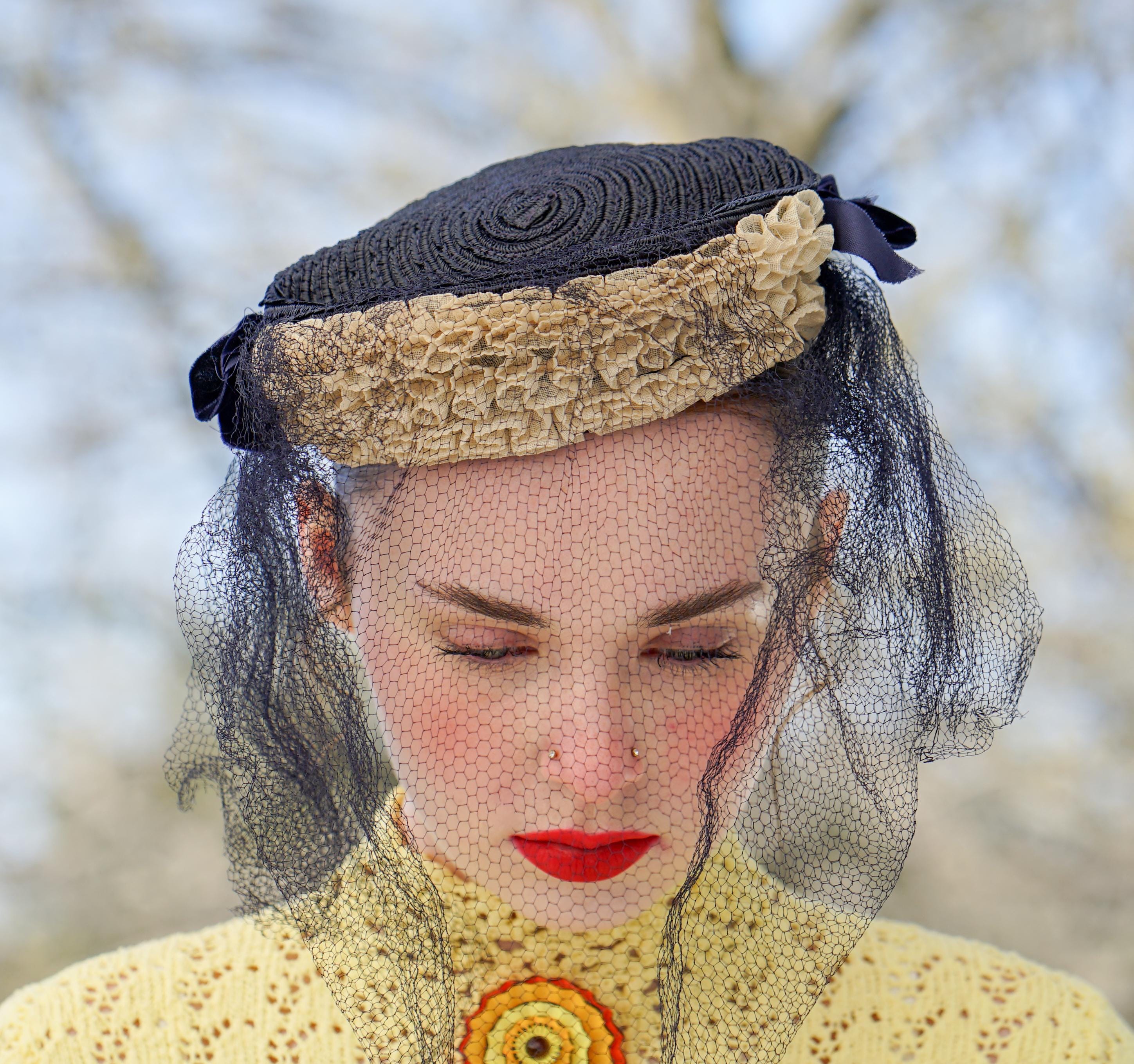 Vintage 1940s Straw Pillbox Hat With Veil by New York 
