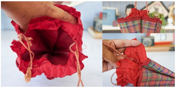 Vintage 1950s Novelty Umbrella Purse/ Reticule Wr… - image 10