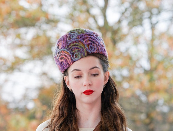 Vintage Union Made pink and green paisley pillbox hat Union Made | Accessories | Vintage Union Made Pink And Green  main image 2