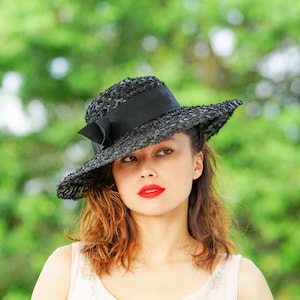 Vintage Straw Boater Hat, Wide Brim Hat, 1960s Hat, Vintage Hat, Women Hat, Sun Hat, Mod Hat, Spring Summer Hat, Kentucky Derby Hat